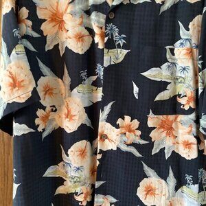 Tommy Bahama men's large silk camp shirt